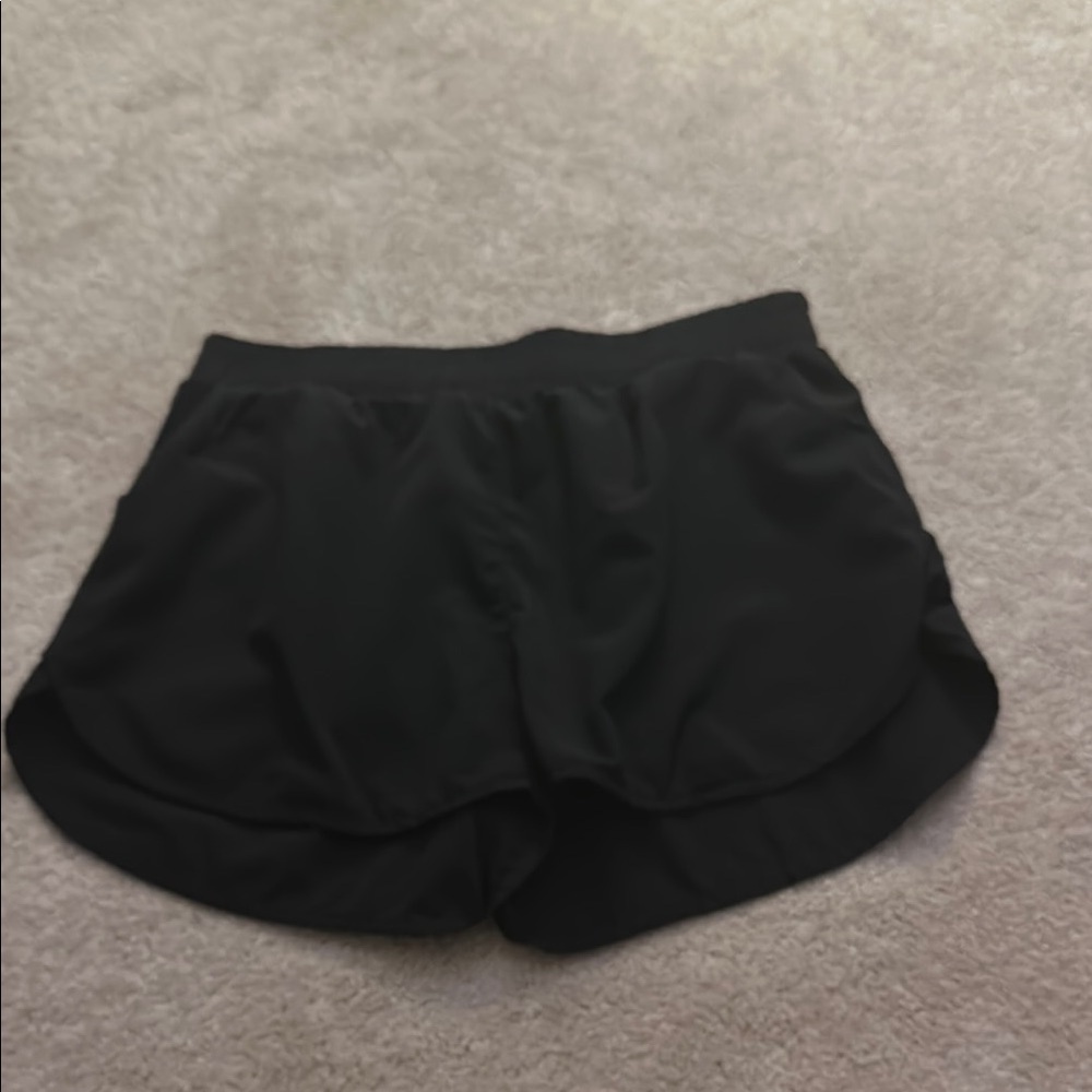 SHEIN Black Athletic Shorts with Curved Hem and Elastic Waistband